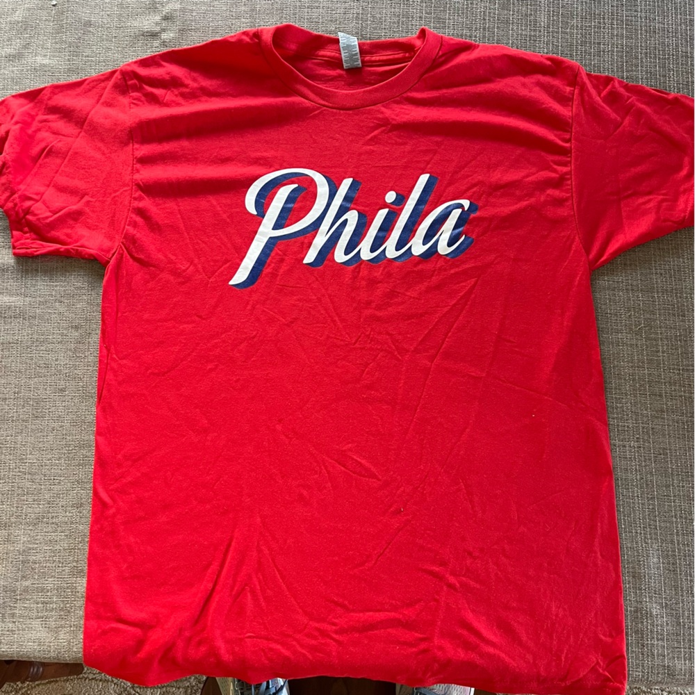 Gildan Red Heavy Cotton T-Shirt NEW without tags
